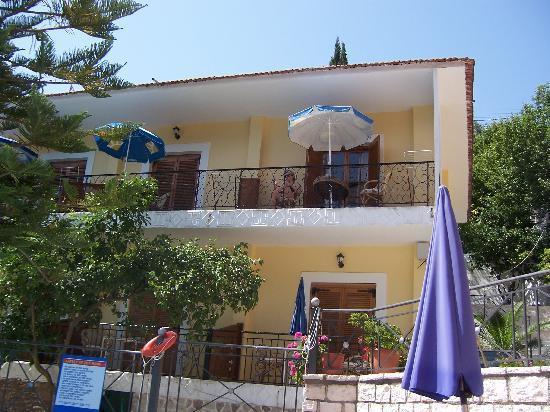 Bella Vista Hotel And Apartments Parga Exterior photo