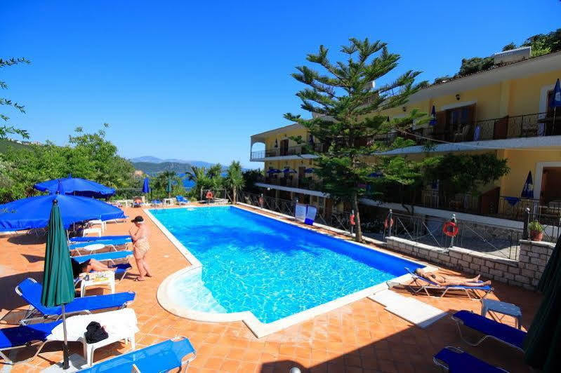 Bella Vista Hotel And Apartments Parga Exterior photo