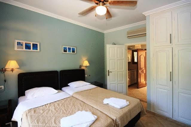 Bella Vista Hotel And Apartments Parga Exterior photo